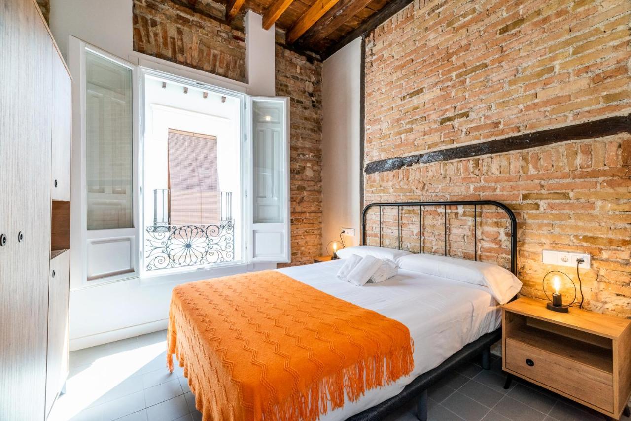 Ma&To Alhondiga Aparts Apartment Гранада Екстериор снимка