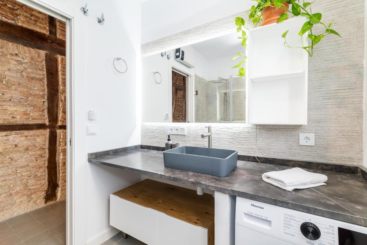 Ma&To Alhondiga Aparts Apartment Гранада Екстериор снимка