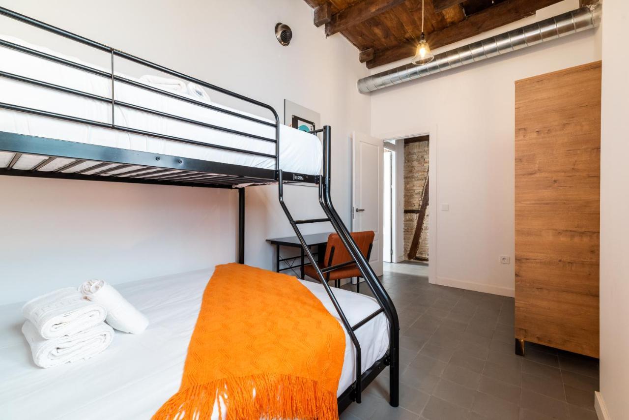 Ma&To Alhondiga Aparts Apartment Гранада Екстериор снимка