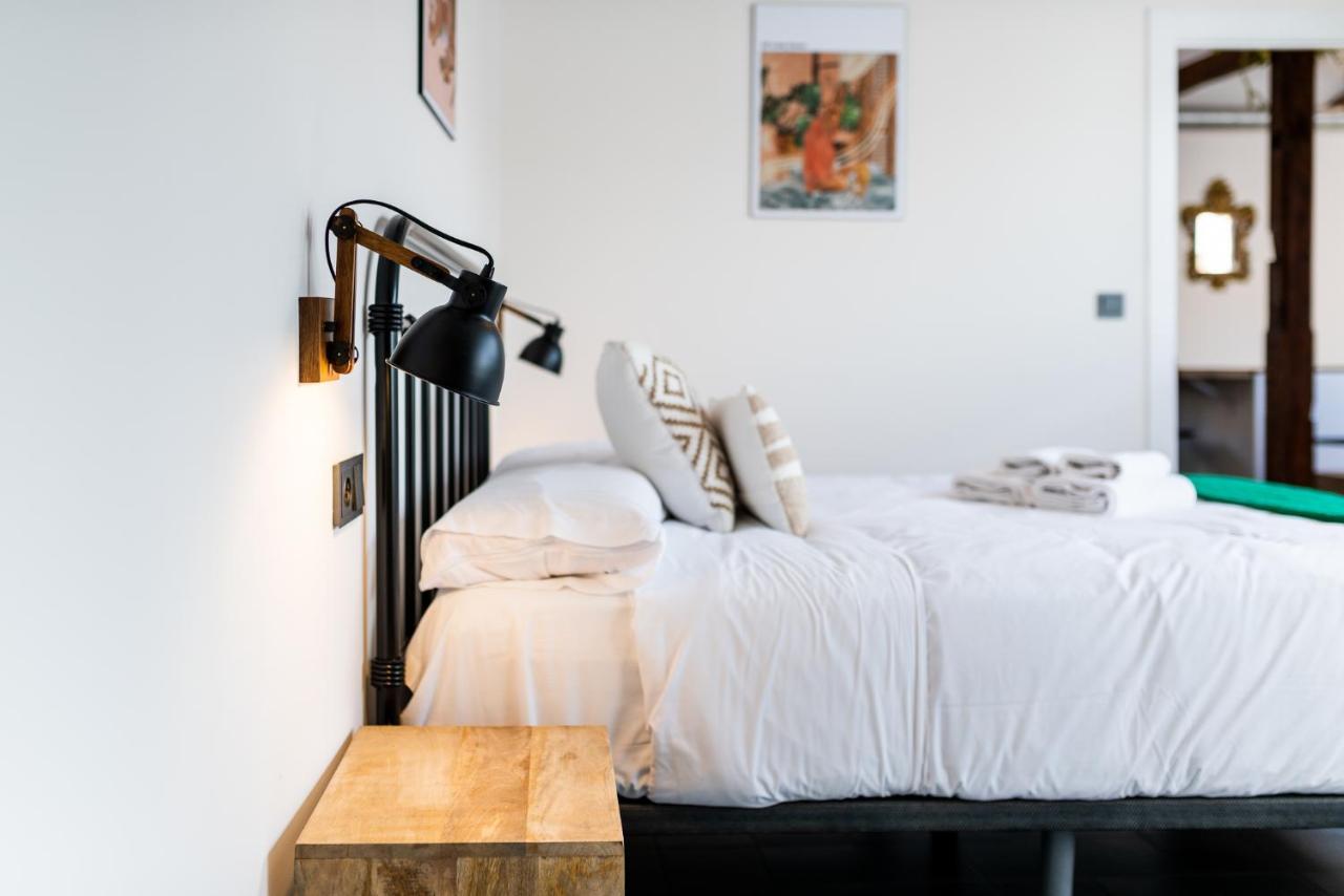 Ma&To Alhondiga Aparts Apartment Гранада Екстериор снимка