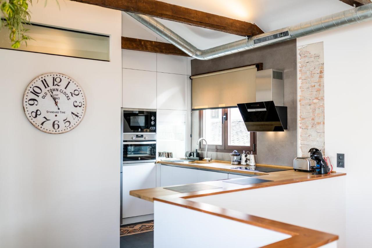 Ma&To Alhondiga Aparts Apartment Гранада Екстериор снимка